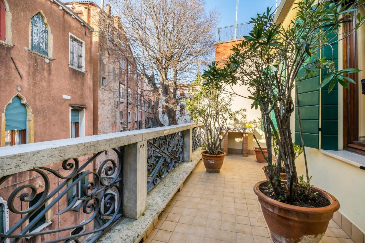 Del Remer Apartment - 5Mins From San Marco Sq เวนิส ภายนอก รูปภาพ