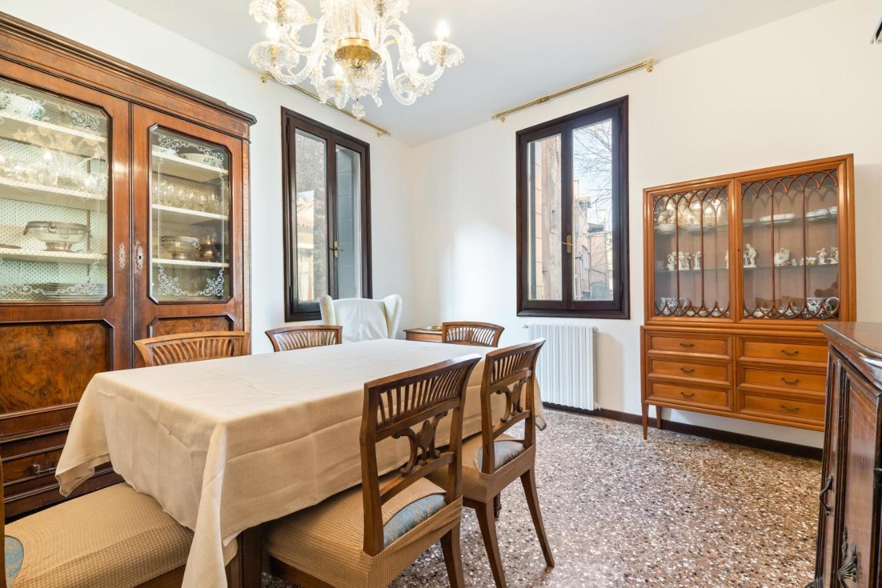 Del Remer Apartment - 5Mins From San Marco Sq เวนิส ภายนอก รูปภาพ